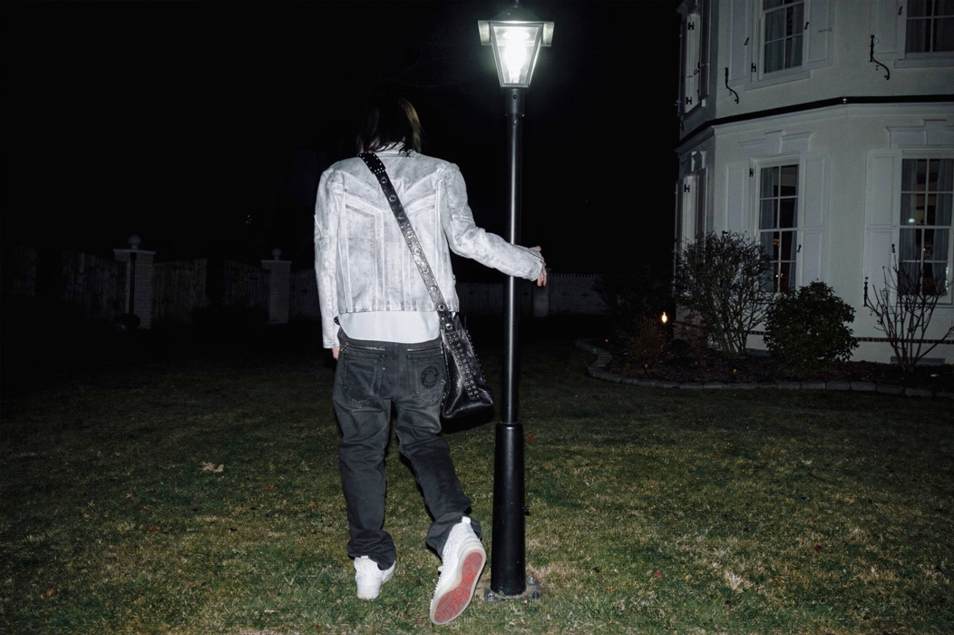 GHOST MANSION: editorial